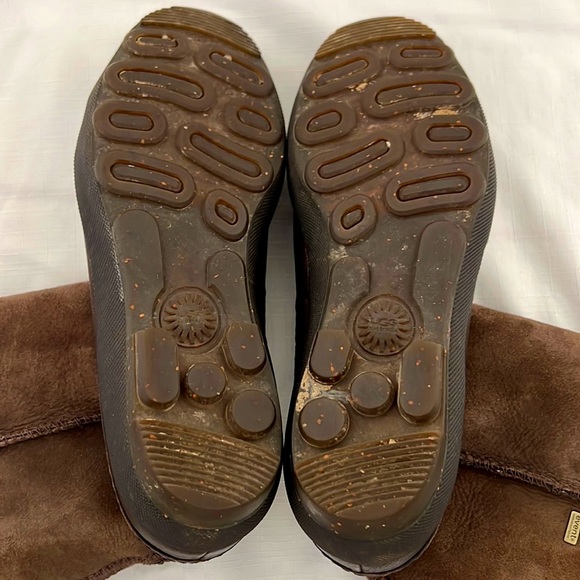 UGG / Waterproof~No Laces Boots - Picture 6 of 16